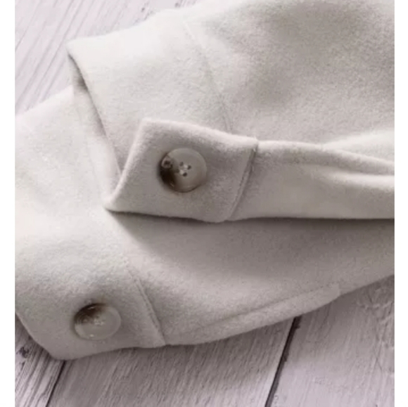 π₯HPπ₯π1 XL left New boutique white baggy shacket - Picture 10 of 17